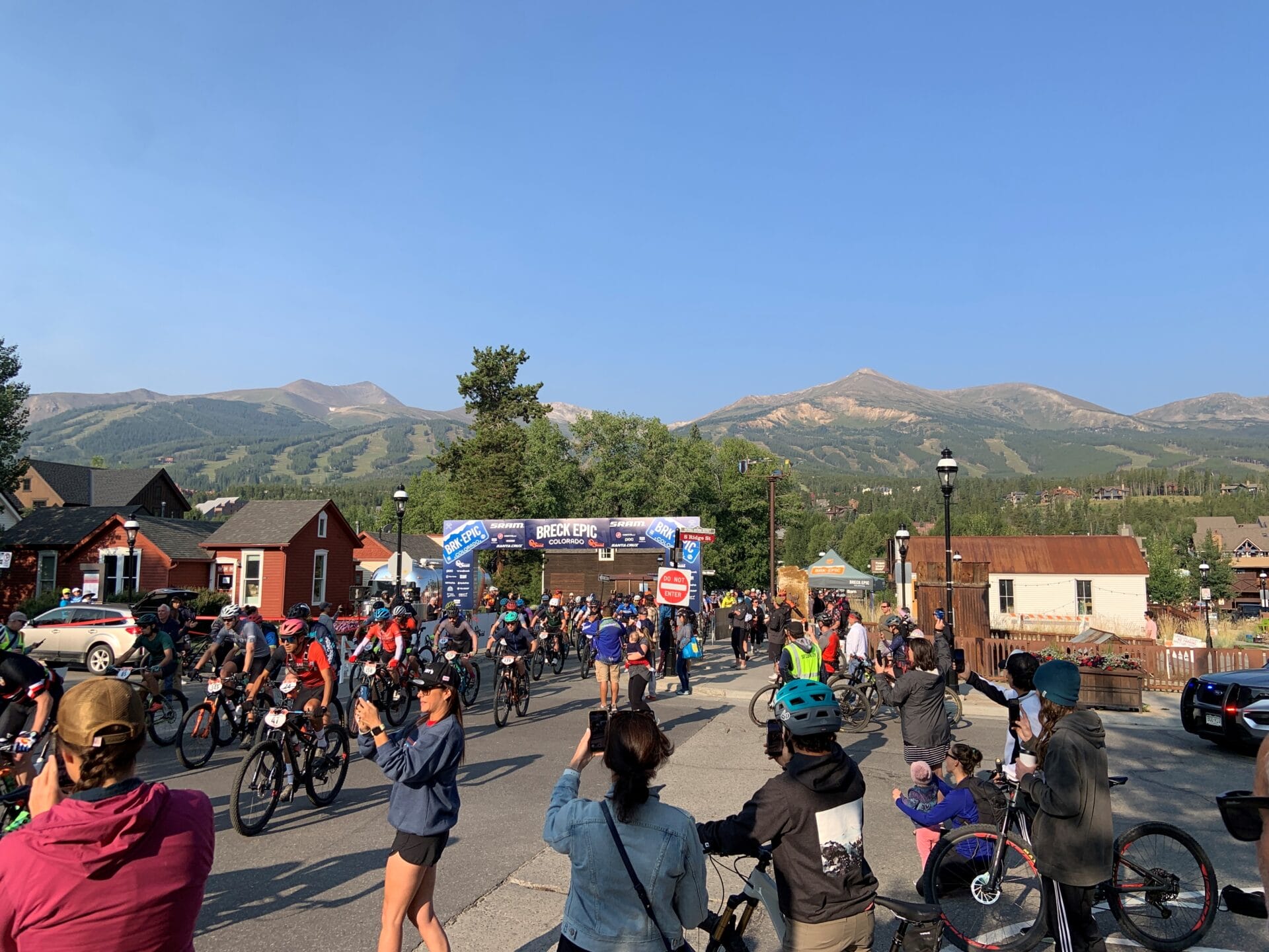 Breck Epic start on Main Street