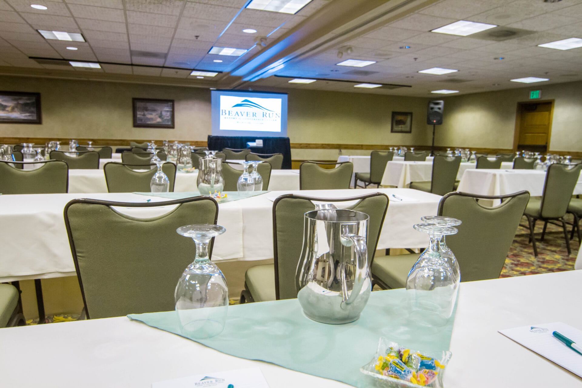 Summit Gallery Set for a class