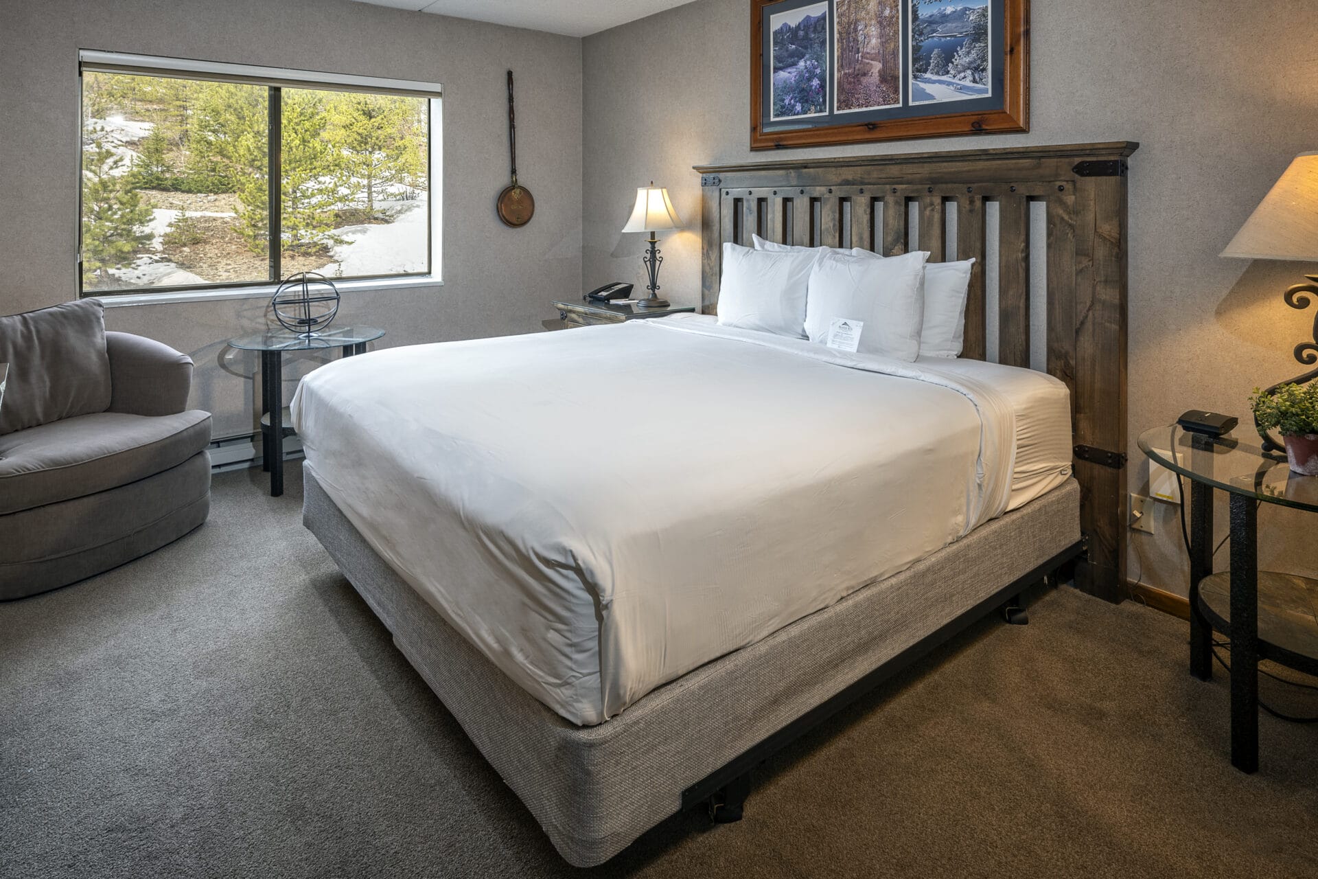 corporate suite bedroom with window