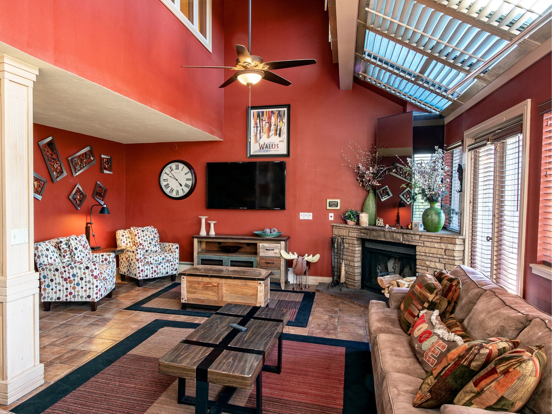 imperial suite living room