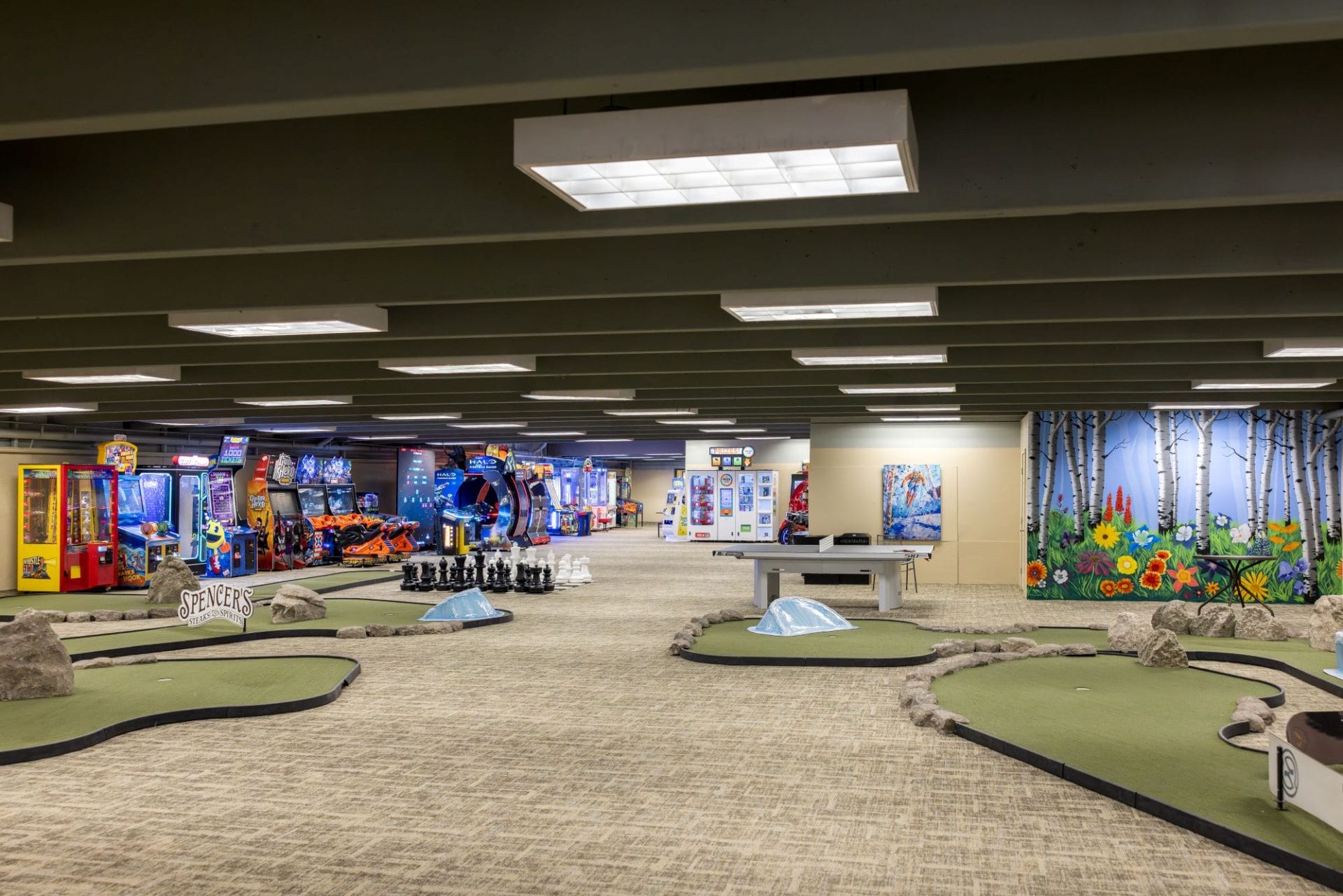 beaver run arcade with mini golf and games