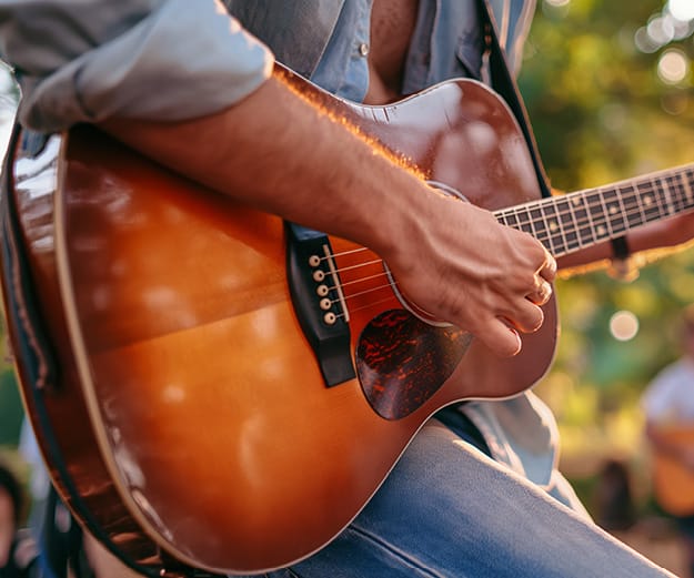 Beaver Run, BBQ at the base, live music